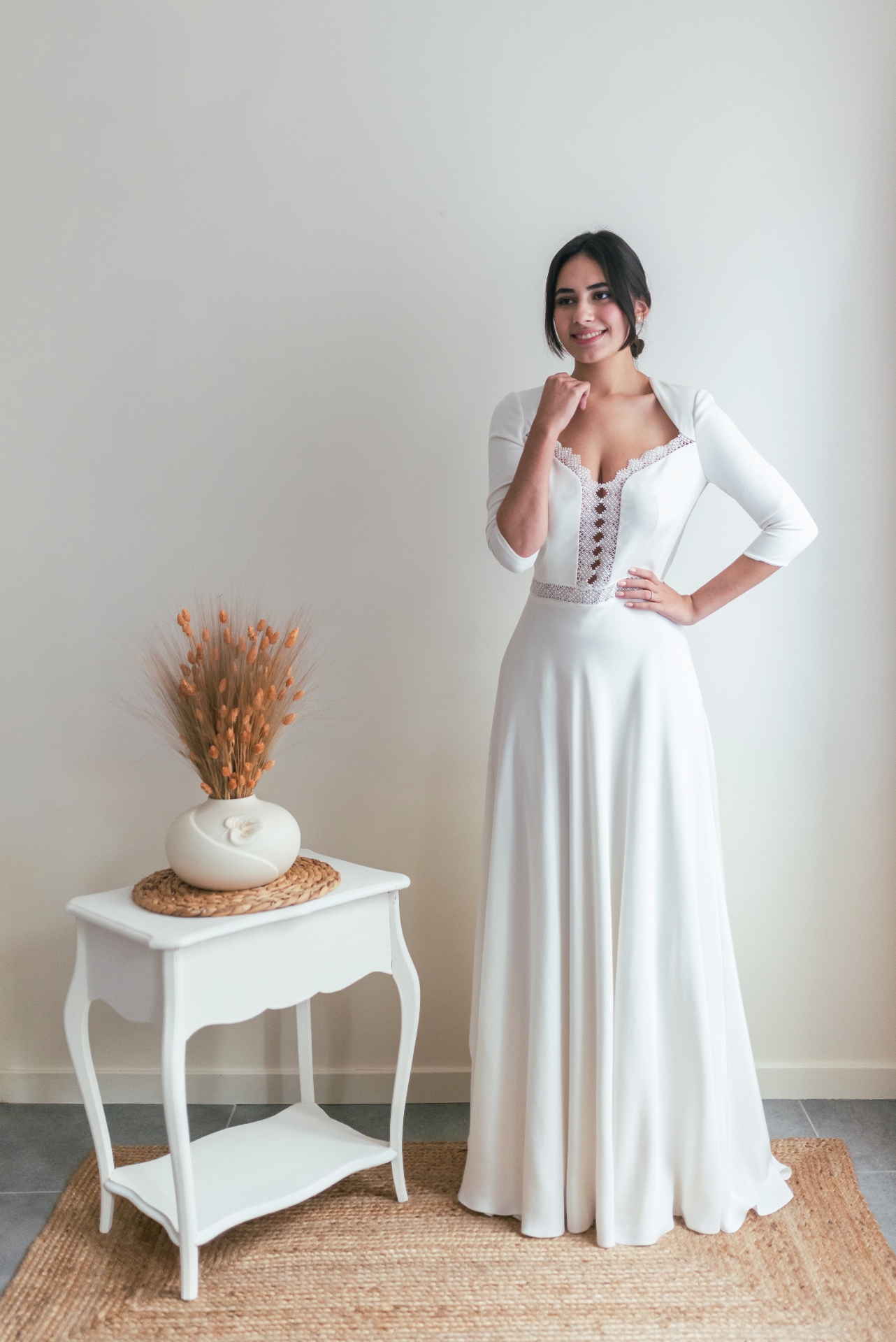 Robe de mariée fluide et élégante-Drina - Maison Avina